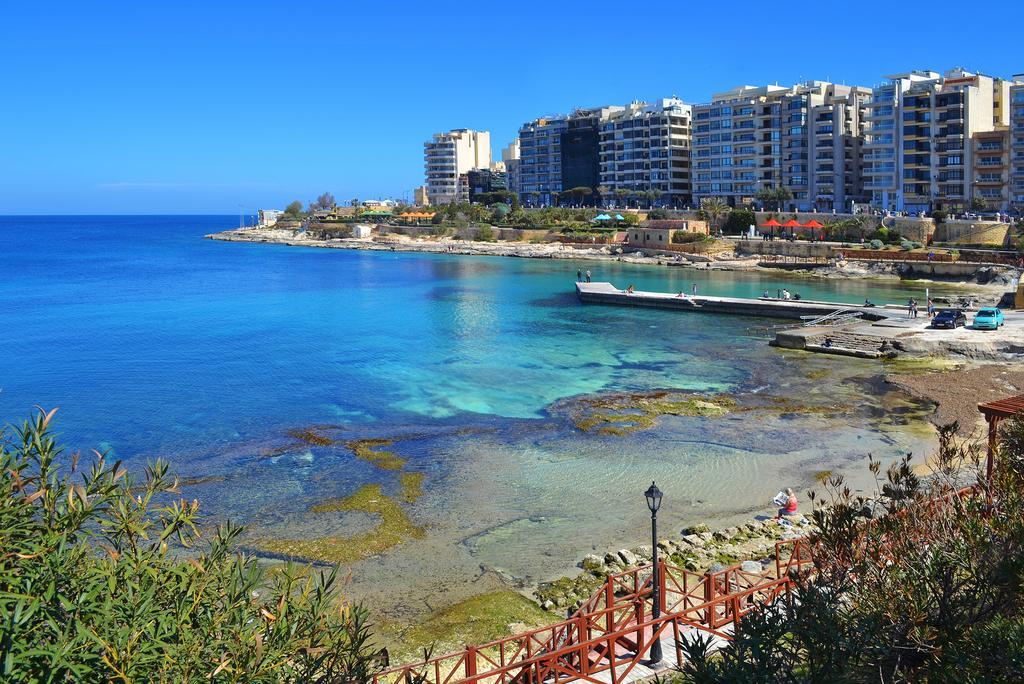 Apartment With Stunning Seaviews Σλιέμα Εξωτερικό φωτογραφία