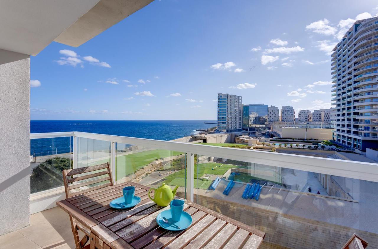 Apartment With Stunning Seaviews Σλιέμα Εξωτερικό φωτογραφία