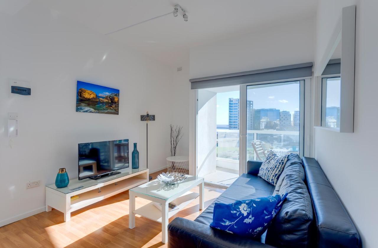 Apartment With Stunning Seaviews Σλιέμα Εξωτερικό φωτογραφία