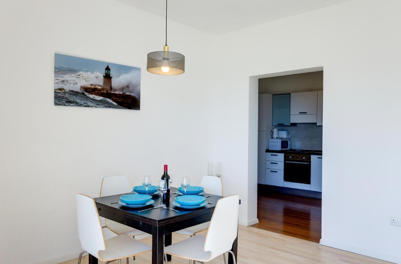 Apartment With Stunning Seaviews Σλιέμα Εξωτερικό φωτογραφία