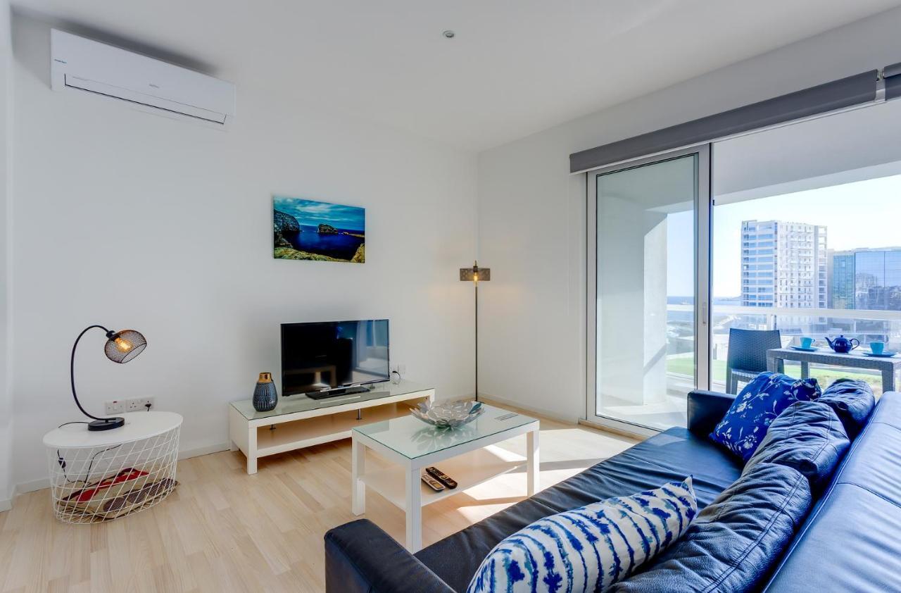Apartment With Stunning Seaviews Σλιέμα Εξωτερικό φωτογραφία