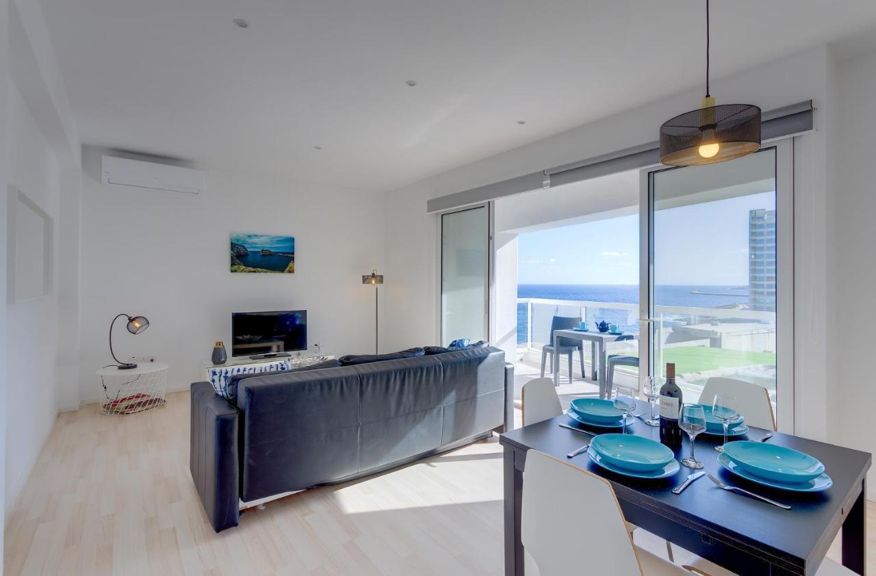 Apartment With Stunning Seaviews Σλιέμα Εξωτερικό φωτογραφία